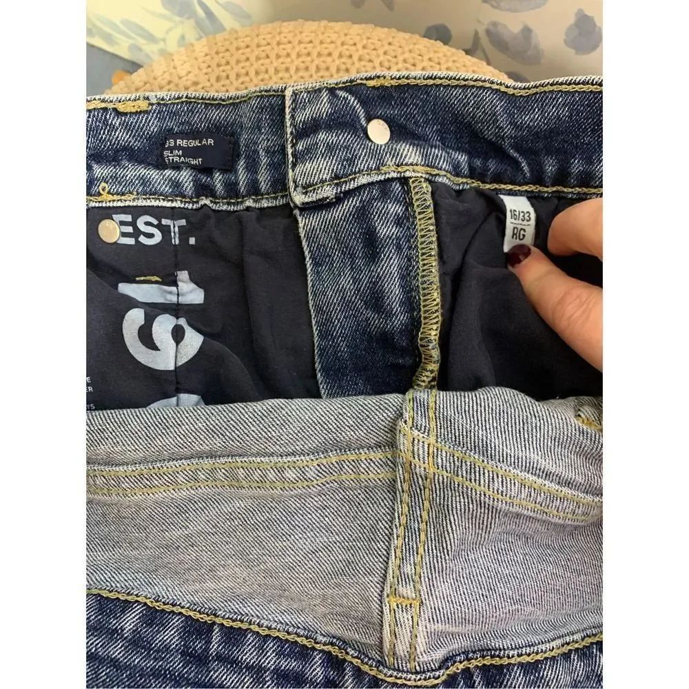 GAP Light Wash Distressed High Rise Slim Straight Denim Jeans Size 16/33 - Picture 4 of 7